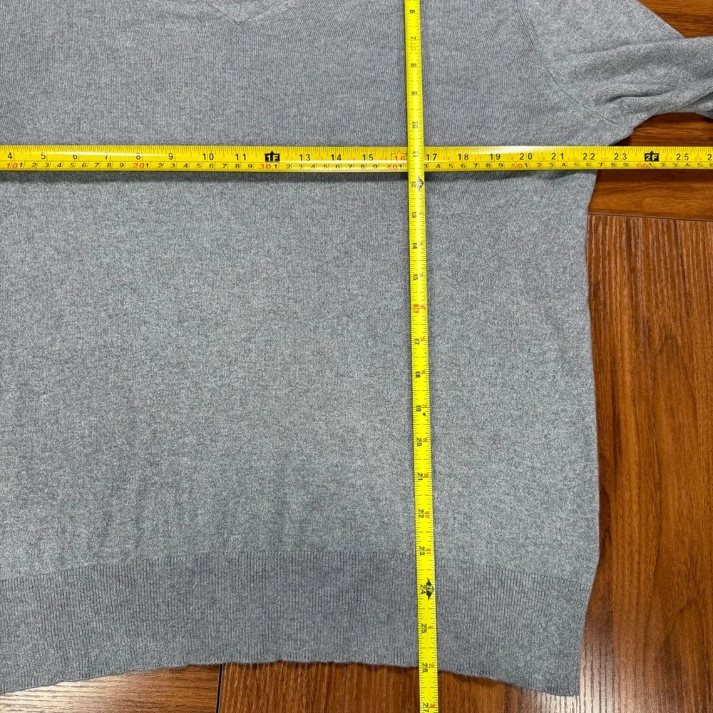 Banana Republic Luxury Blend Silk Cotton Cashmere V-Neck Sweater Gray Mens L